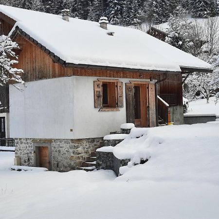 Le Petit Caboin Guest House Seytroux ภายนอก รูปภาพ