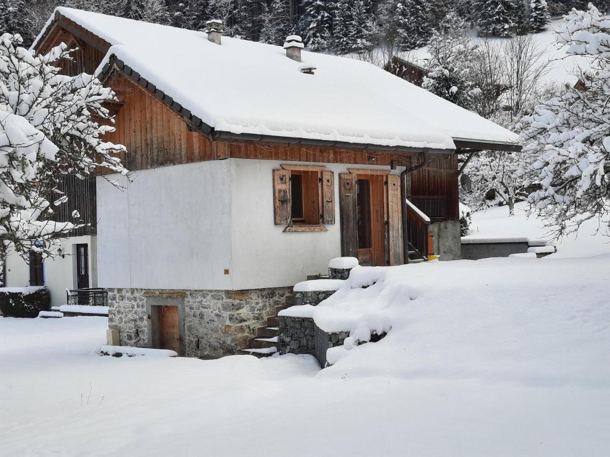 Le Petit Caboin Guest House Seytroux ภายนอก รูปภาพ